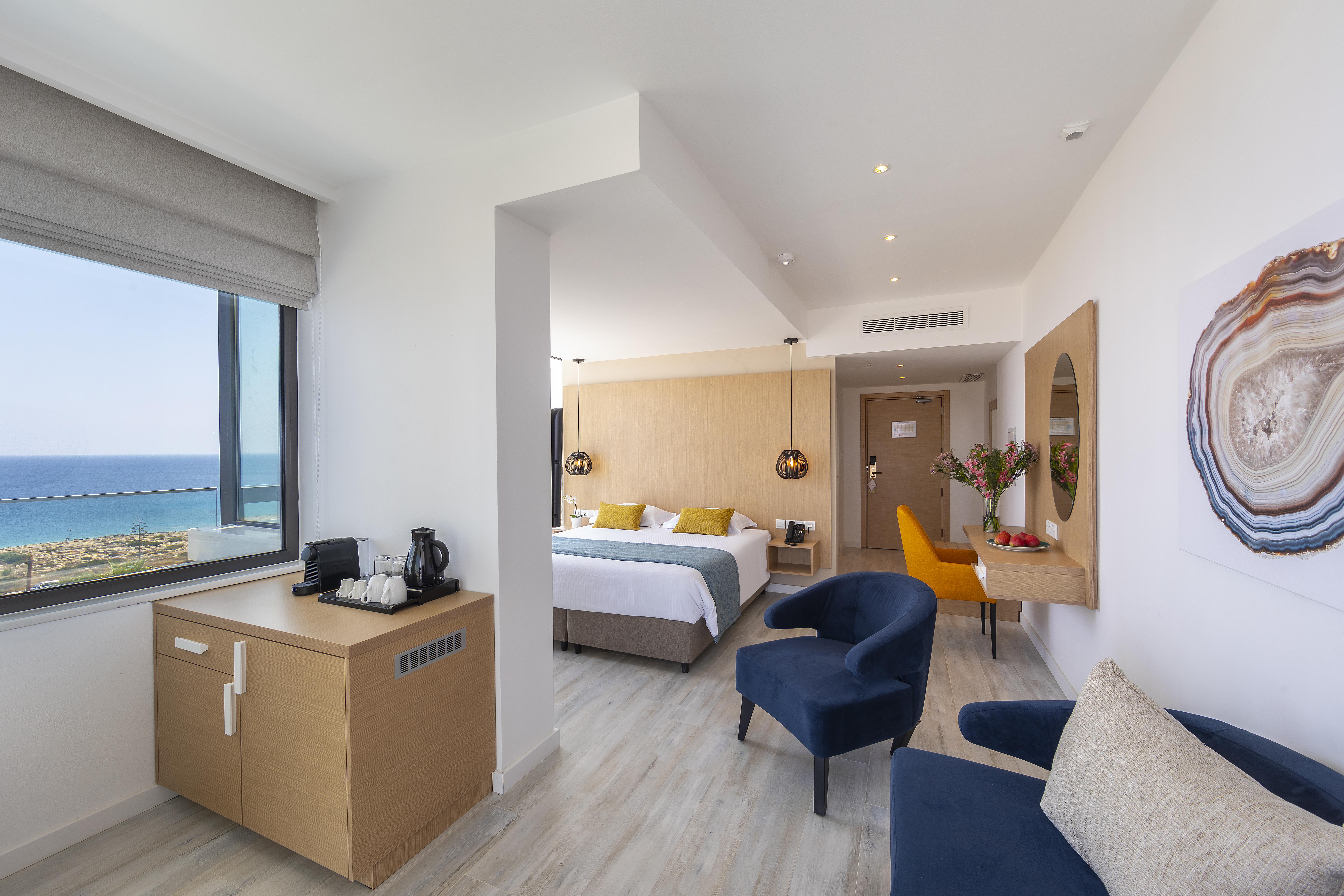 Leonardo Crystal Cove Hotel & Spa - Adults Only Protaras Exteriör bild