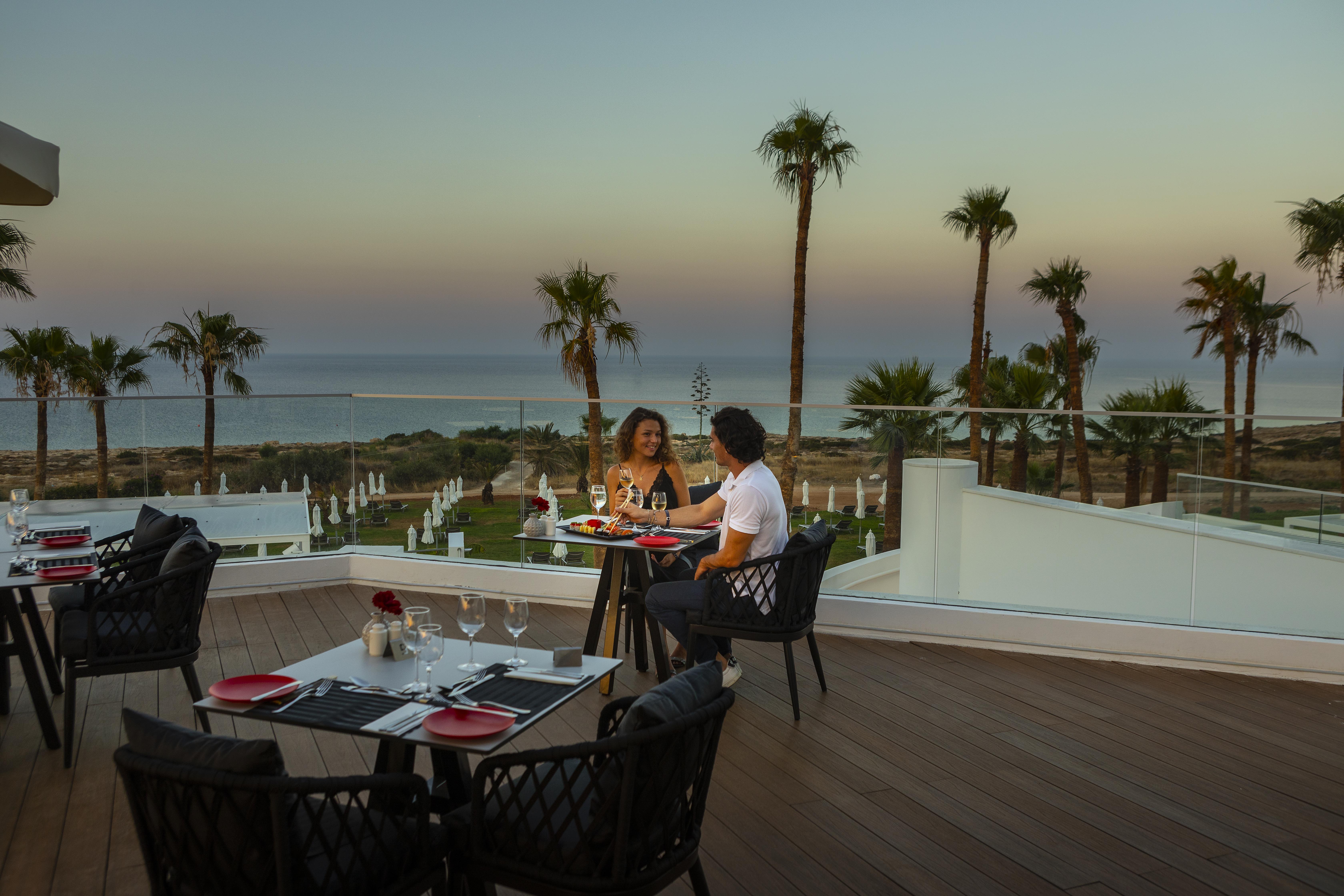 Leonardo Crystal Cove Hotel & Spa - Adults Only Protaras Exteriör bild