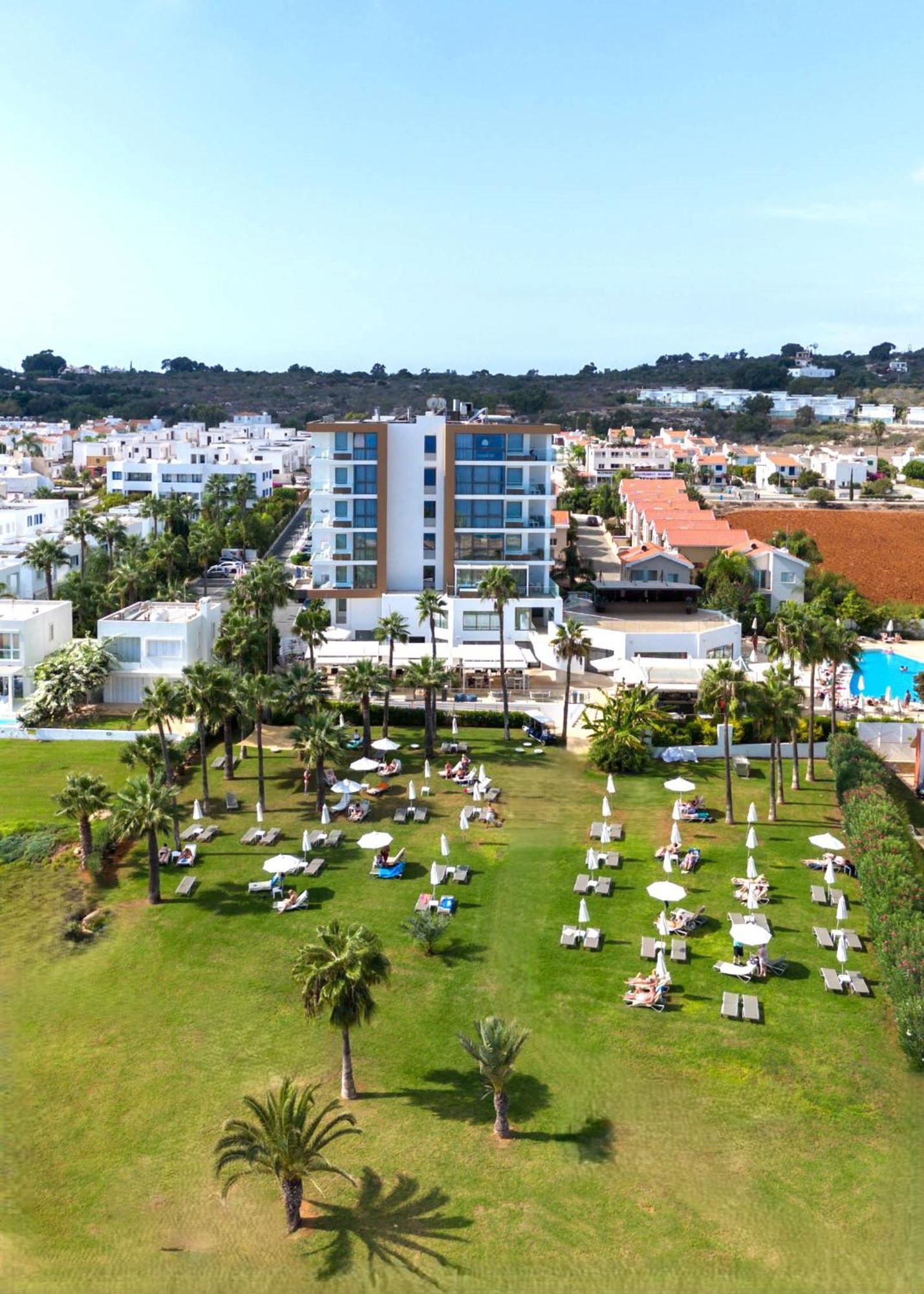 Leonardo Crystal Cove Hotel & Spa - Adults Only Protaras Exteriör bild