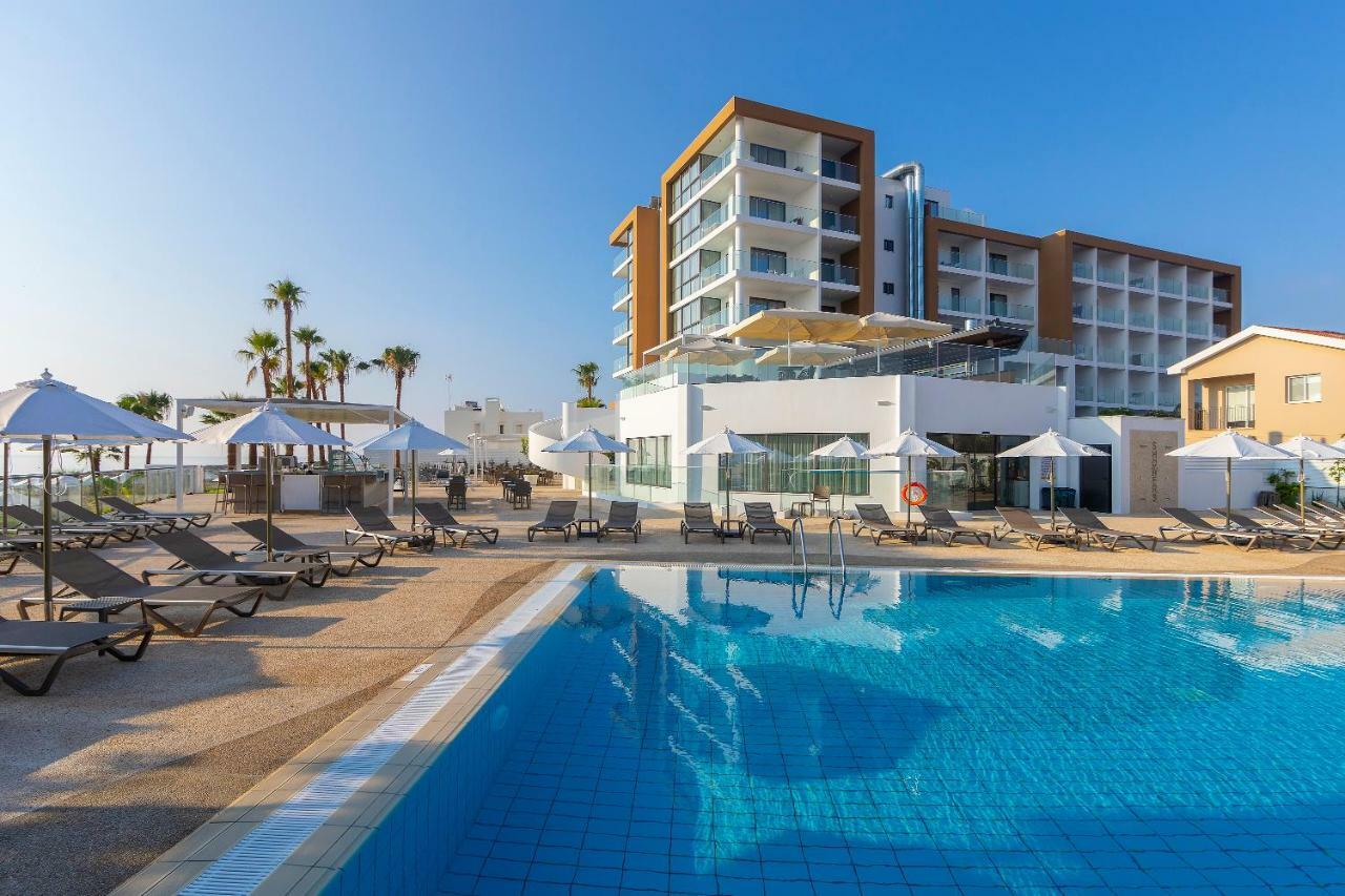 Leonardo Crystal Cove Hotel & Spa - Adults Only Protaras Exteriör bild
